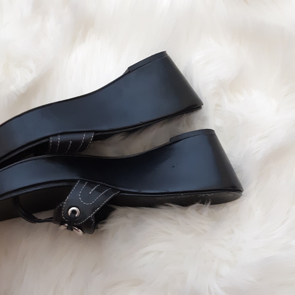 - Anne Klein wedge sandals - Picture 3 of 8